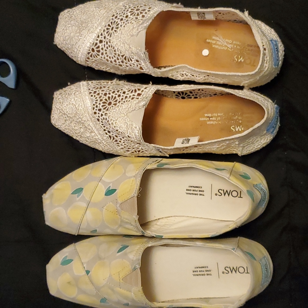 2 pairs TOMS  shoes , size 8